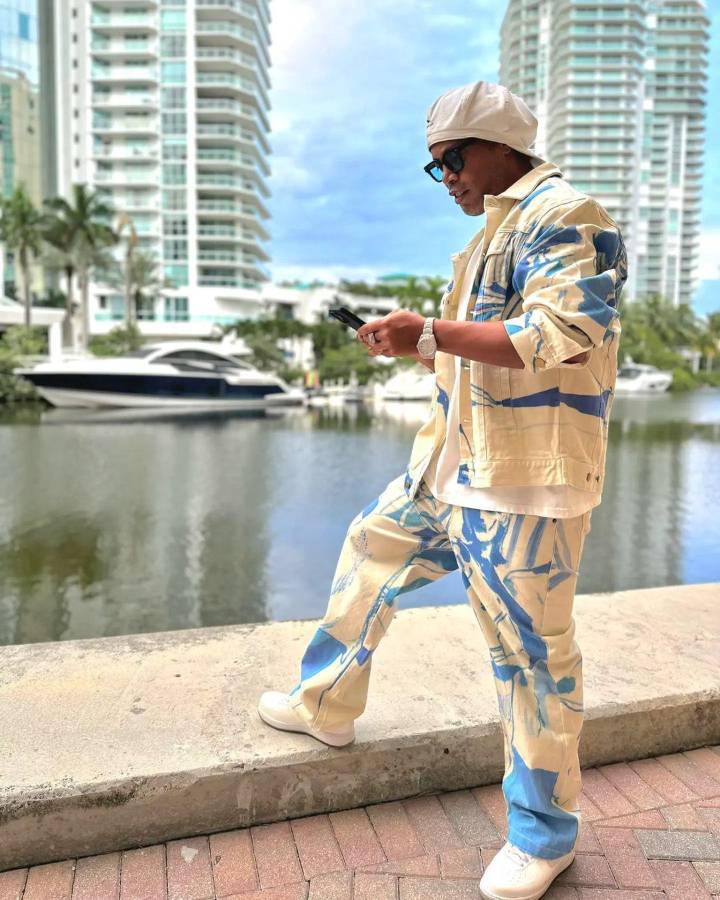 Ronaldinho sorprende: este es su nuevo e inesperado trabajo ¿Dejará el fútbol de exhibición?