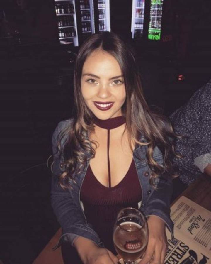 ¡Hermosura florense! Sophía Umaña, la aficionada del Herediano más linda