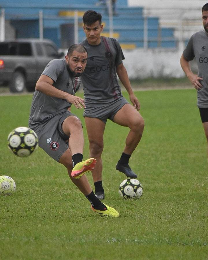 ¿A qué se dedica ahora? José Escalante se retiró como futbolista profesional con 29 años, pero ya tiene nuevo trabajo