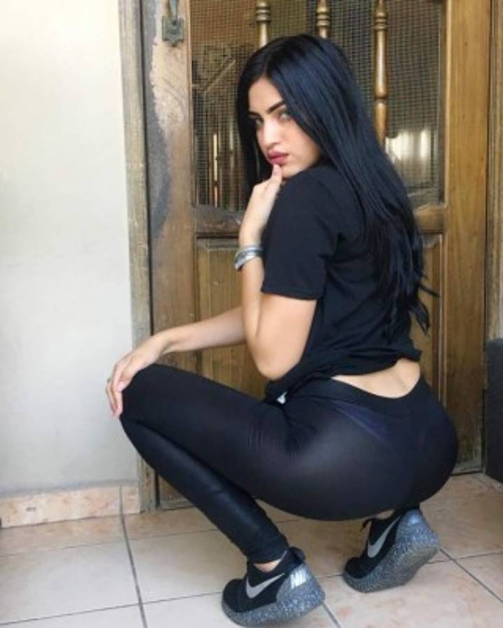 La explosivas fotos de Roxanna Somoza, exreina de belleza hondureña