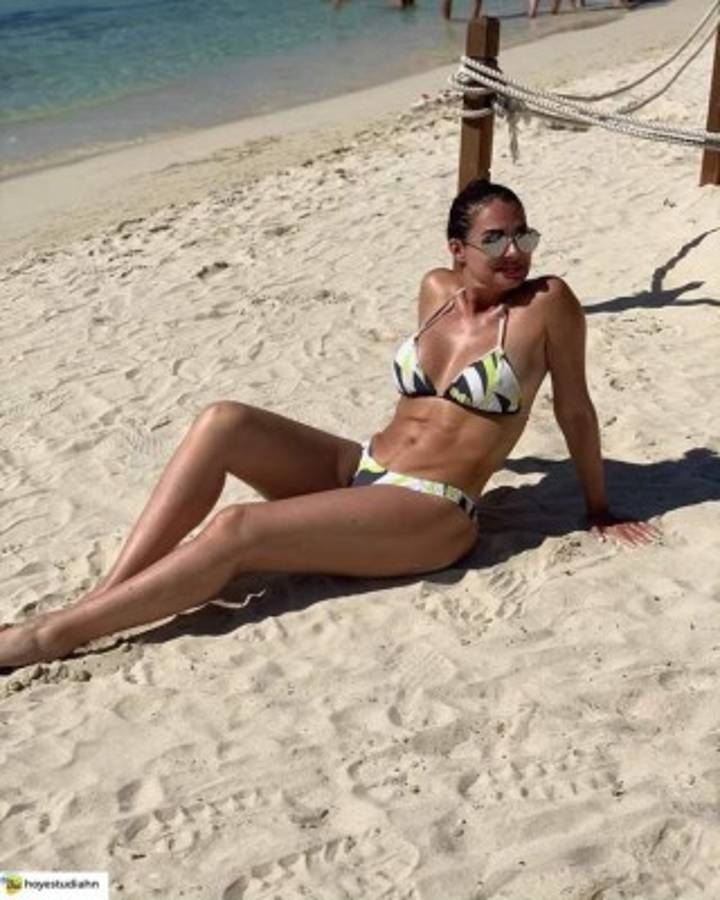 ¡Belleza nacional y extranjera! Playas de Tela y Roatán se inundan de chicas lindas