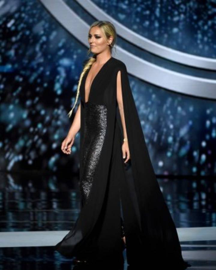 La hermosa exnovia de Tiger Woods, Lindsey Vonn, reaparece sexi en los premios ESPY