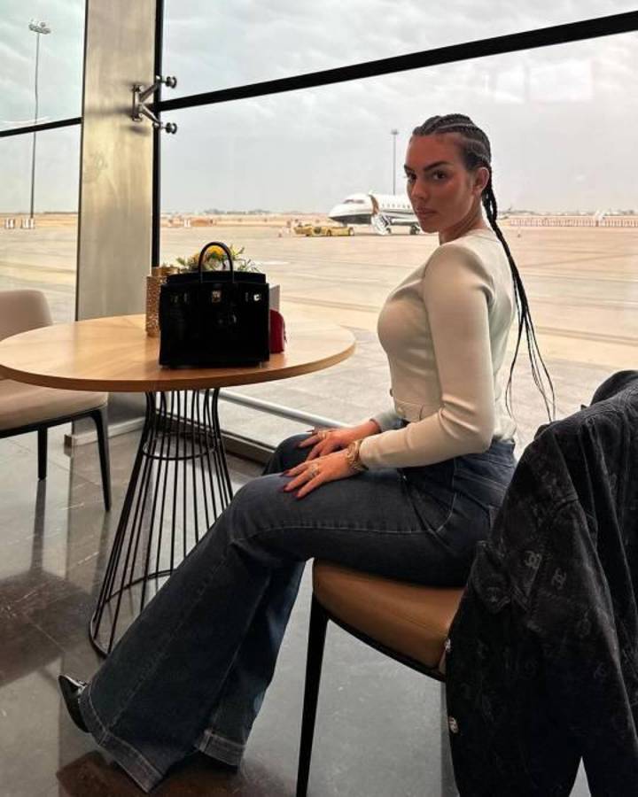 Georgina Rodríguez deslumbra con su cuerpazo en unas mini vacaciones: ¡Cristiano Ronaldo, impactado!