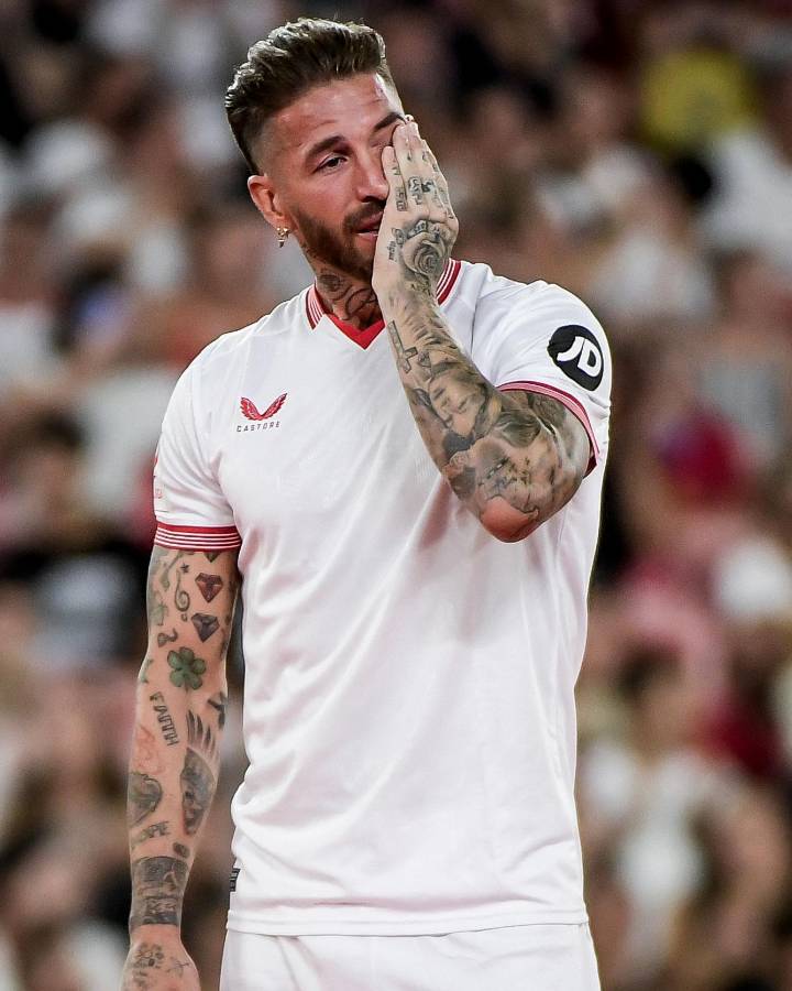 Así fue la emotiva presentación de Sergio Ramos con Sevilla: Sorpresivo mensaje de Modric, motivo de su llanto y Pilar Rubio deslumbra