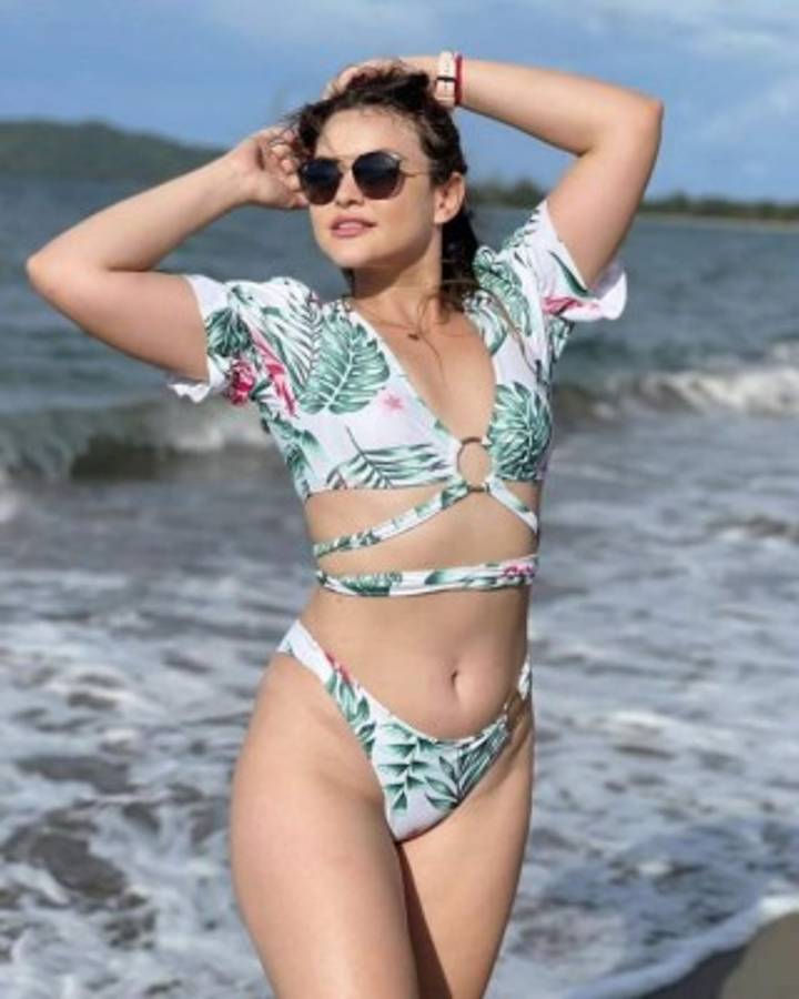 Causando estruendo en las playas y hasta en Tik Tok: así la pasan los famosos en el feriado morazánico