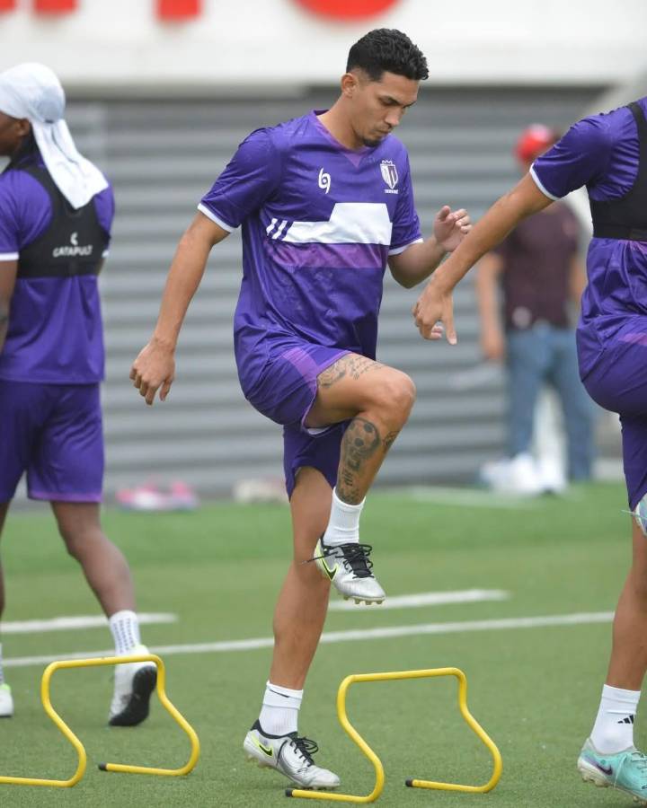 Agentes libres: mundialista es esperado en los Leones y seleccionados de Honduras buscan nuevo club