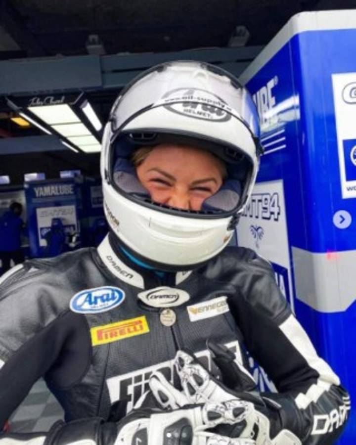 Se retira en su mejor momento y deja un duro texto: ''Nunca lo habría experimentado si hubiese sido hombre''