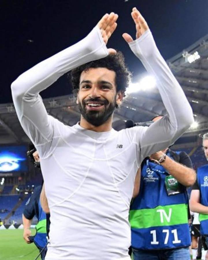 Lo que no se vio en TV: Eufórica celebración de Liverpool y Salah consuela a sus excompañeros