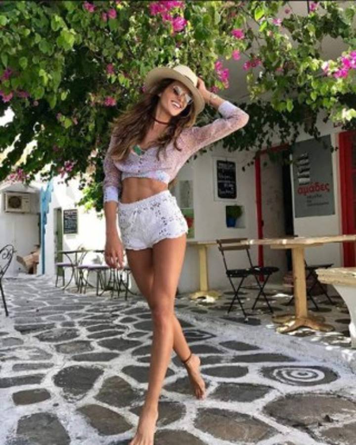 Izabel Goulart, la chica de jugador del PSG que revela las intimidades con su pareja