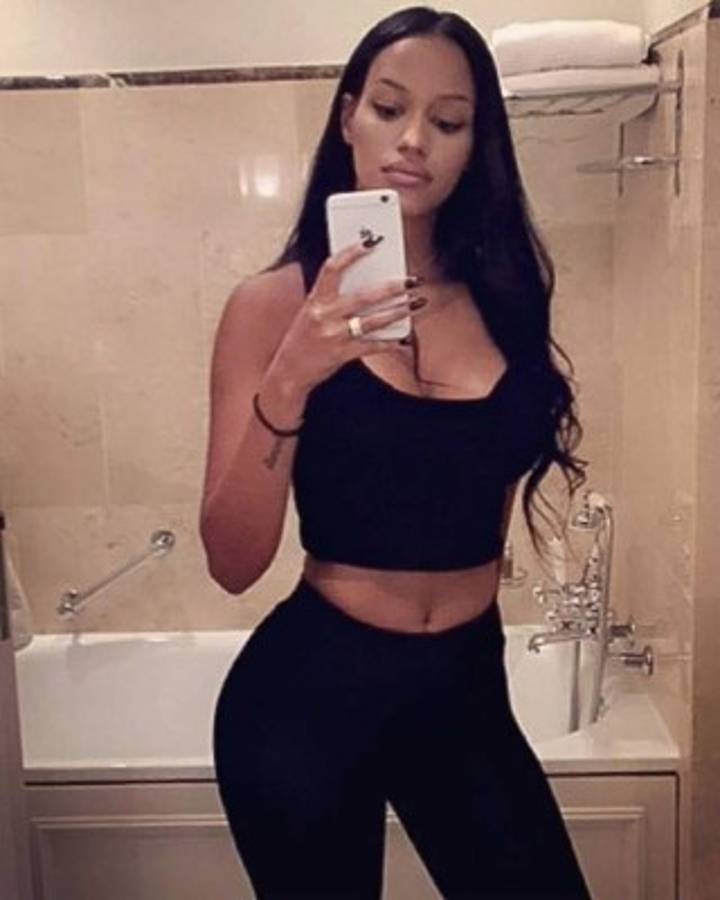 Así luce la preciosa Fanny Neguesha, expareja de Mario Balotelli