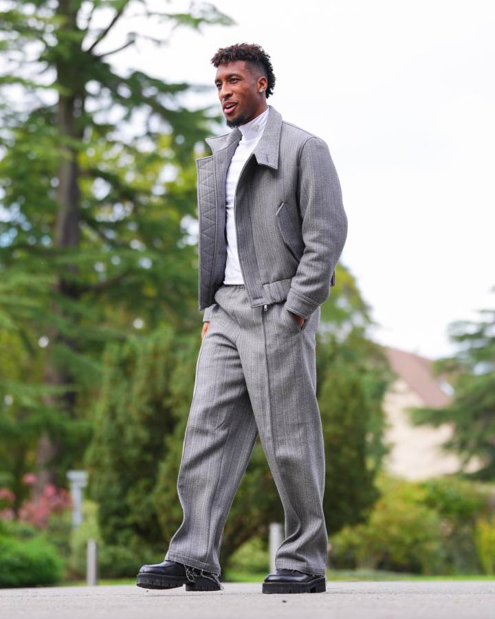 Camavinga superó a Koundé y agita las redes: así llegaron los jugadores de Francia y el look de Mbappé