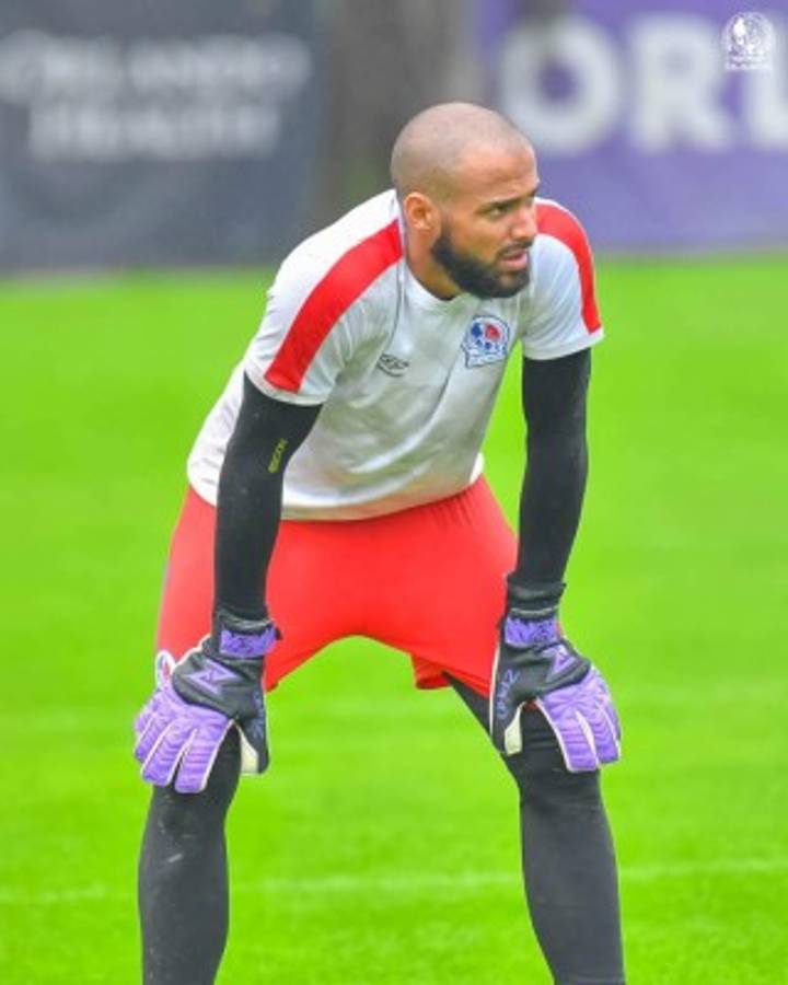 ¡Habitación de Arboleda y una linda vista! El interior del Olimpia previo a choque contra Montreal Impact