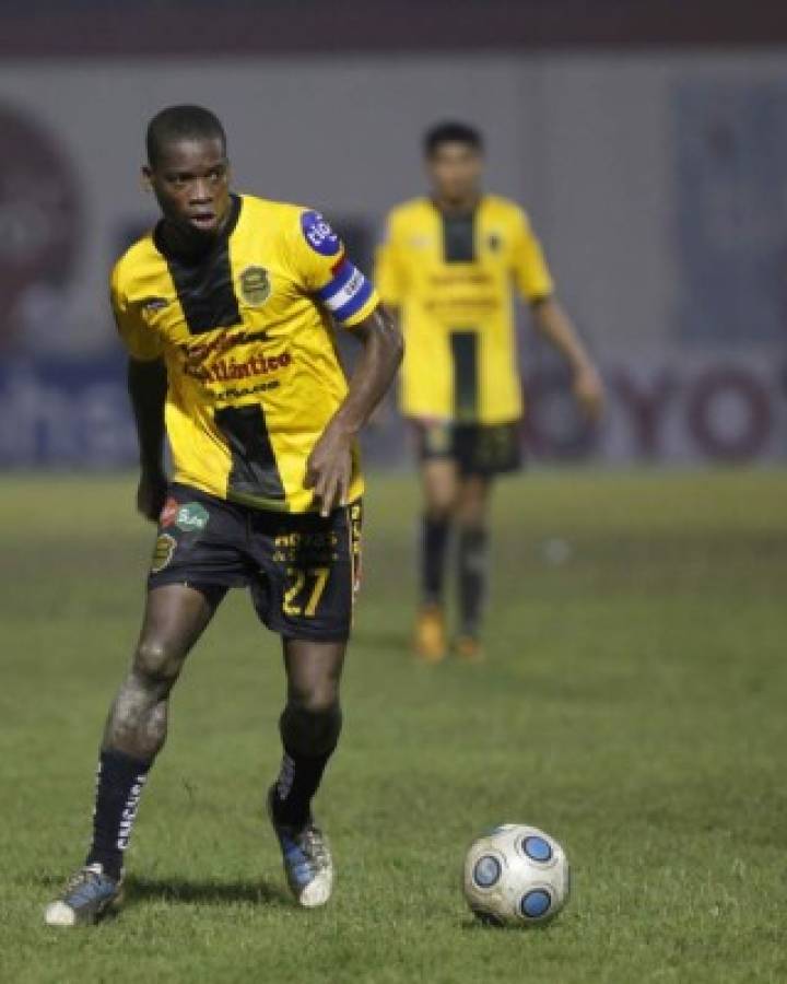 ¡García FC! Boniek García armó un equipo solo con primos y hermanos de Liga Nacional