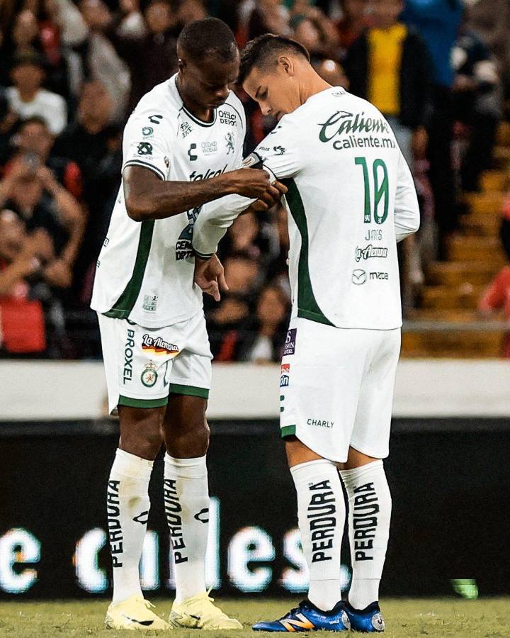James Rodríguez tuvo un debut soñado en la Liga MX: provocó un penal y lideró la remontada del León ante Atlas