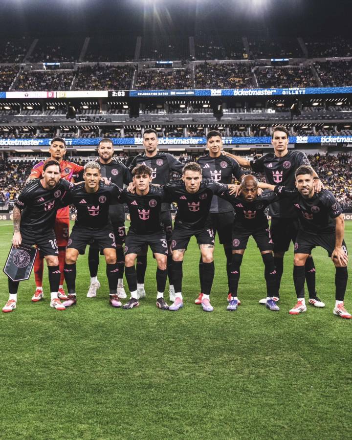 Messi vivió a lo grande su debut en 2025 durante el juego Inter Miami vs América y lo acompañó la polémica