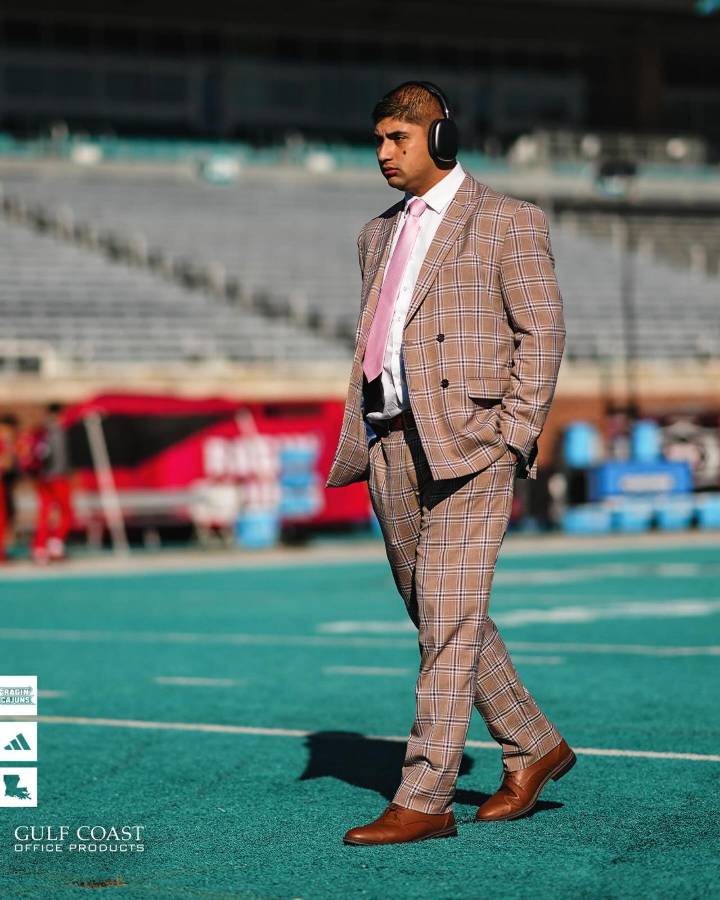 Kenneth Almendares, el hondureño que ganó el premio al mejor pateador de todo el fútbol americano universitario de USA