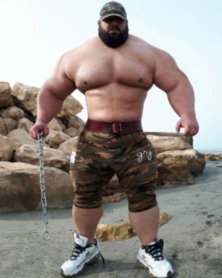 El Hulk iraní confirma que se enfrentará al Titán kazajo: ''Te van a sacar con los brazos y las piernas rotas''