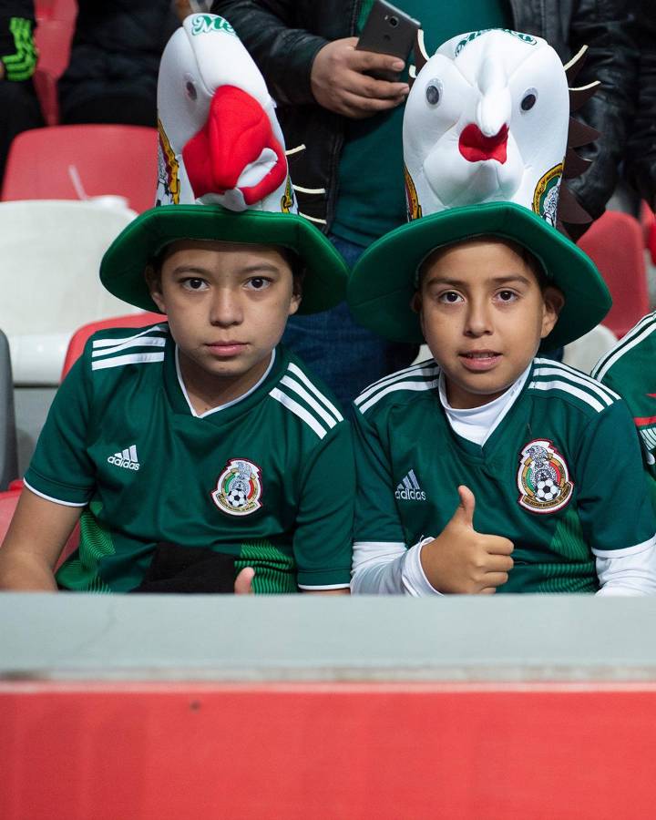 Selección Mexicana se instaló en Toluca a la espera de Honduras y Federación azteca calentó el juego