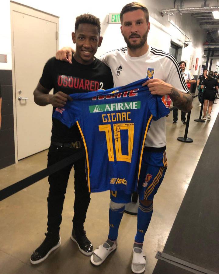 Romell Quioto; un futbolista hondureño perseguido por la polémica, pero con un corazón solidario