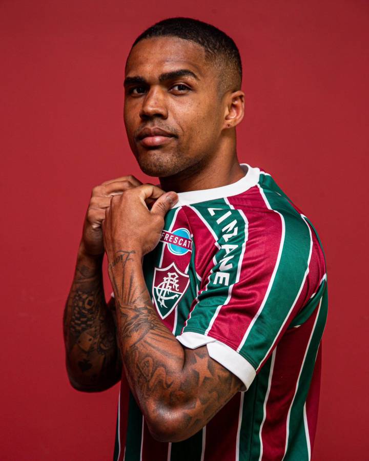 Futbolista es echado del Barcelona, el recambio de Mbappé y Choco Lozano toma decisión en España