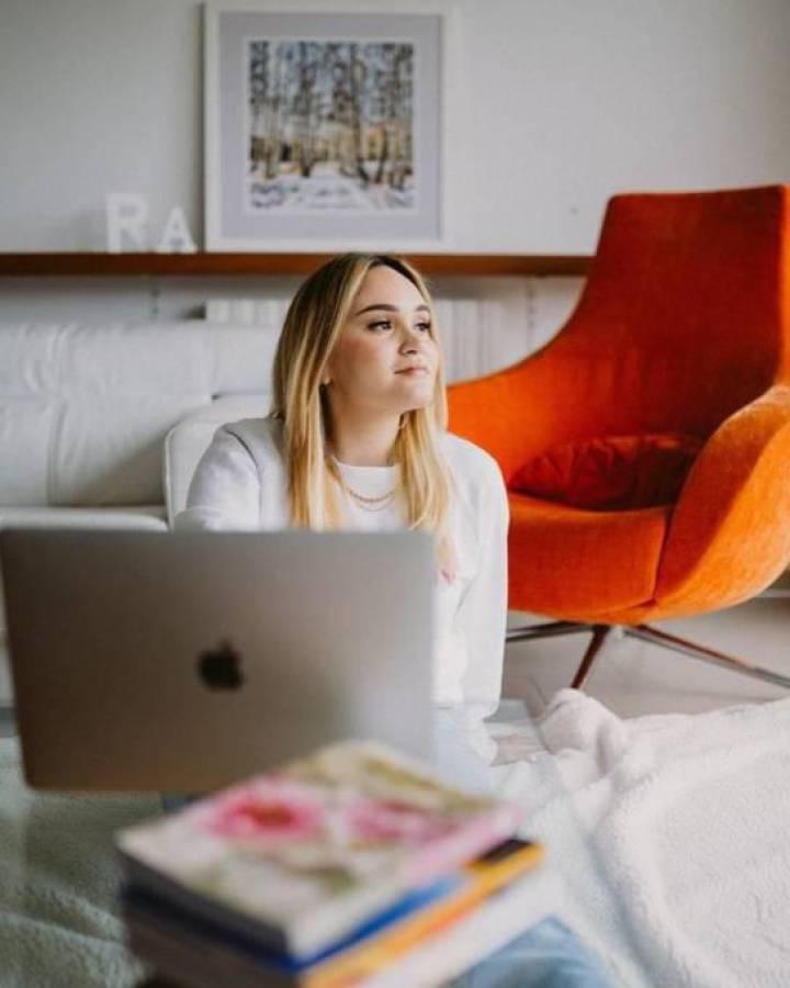 Una es Miss Universo y otra actriz: ¿Quién es la más bella? Las hermosas esposas y novias de los jugadores del Barcelona y Real Madrid