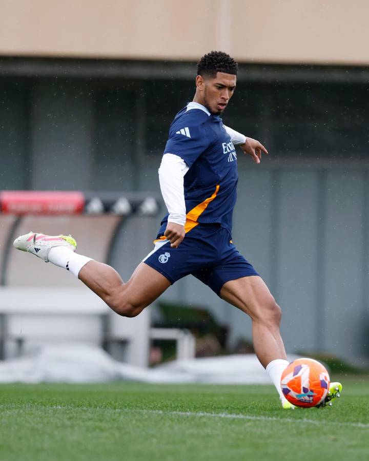 Courtois y Lunin dan la peor noticia al Real Madrid; este sería el 'nuevo' portero de 2 metros para La Liga y Champions