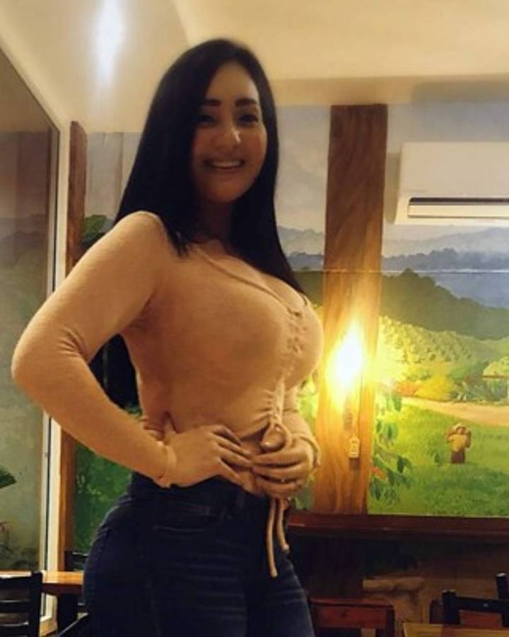 ¡Mujerón! La preciosa hondureña que enamoró a Juan Bolaños, colombiano del Platense