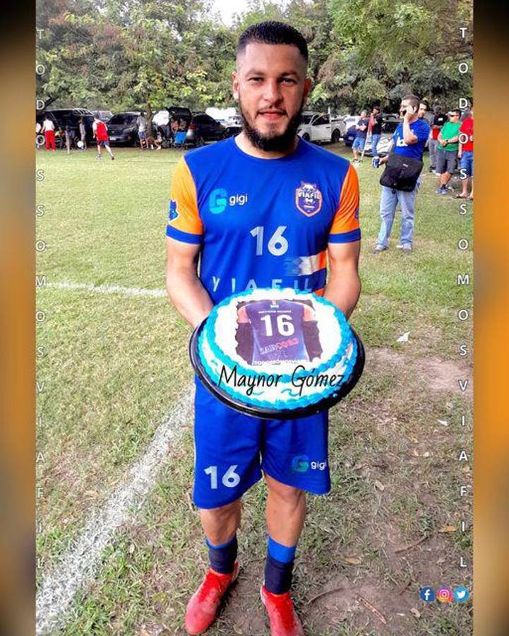 ¿Cómo lucen? Equipo burocrático ficha exseleccionados nacionales retirados y arman 11 titular de lujo