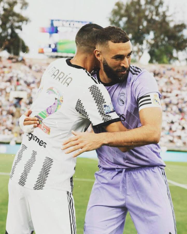 NO SE VIO POR TV: El ex Olimpia y Motagua con Pedrerol, el barcelonista viendo el Real Madrid-Juventus y el llenazo en el Rose Bowl