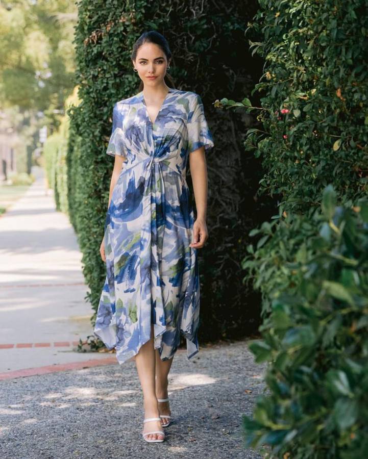 La Megan Fox hondureña que le robó el corazón a futbolista y lo sorprendió en pleno juego ¿A qué se dedica?