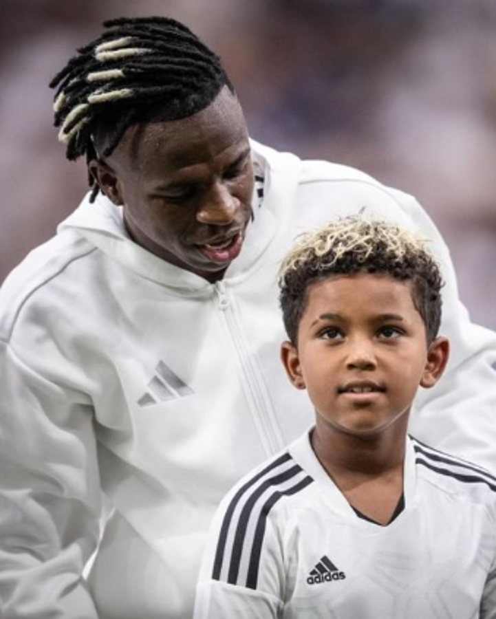 Kim Kardashian impacta en el Bernabéu: las fotos con Florentino Pérez y el mensaje para Vinicius