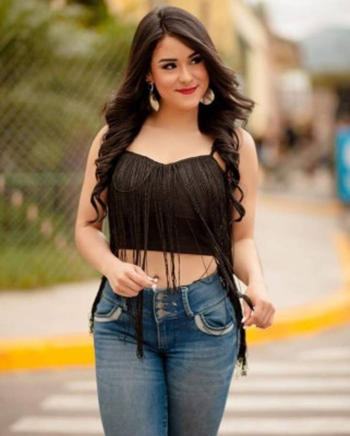 Famosas y bellas: Las chicas fanáticas de las semifinales de Liga Concacaf