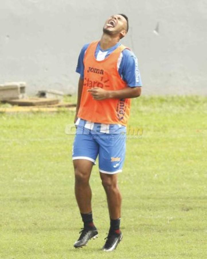 Las visitas sorpresas en el entreno completo de la Selección de Honduras