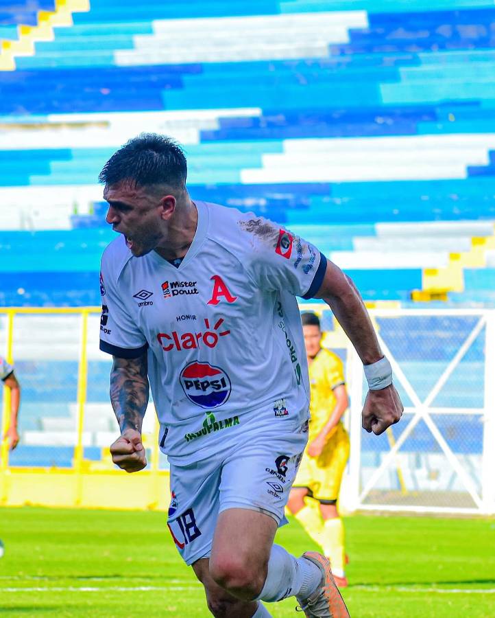 El insólito caso de Ramiro Rocca: así es la vida del delantero que dejó su sello en Honduras ¿Por qué no está jugando?