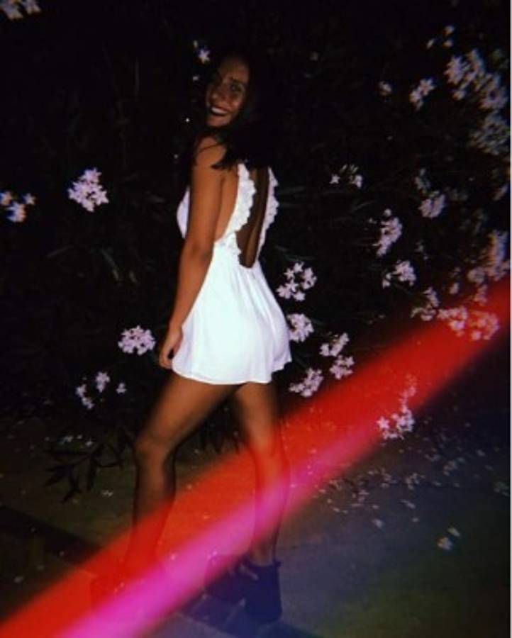 Iara, la bella hija de Pedro Troglio, el técnico del Olimpia