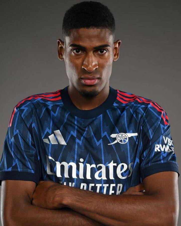 Real Madrid recibe duro réves del Liverpool, Guardiola sufre por 115 millones y el Bichito firma su nuevo contrato