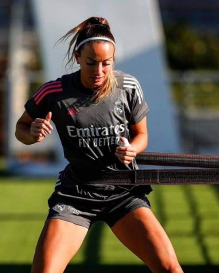 ¡Es una crack! Kosovare Asslani, la hermosa futbolista sueca del Real Madrid femenino
