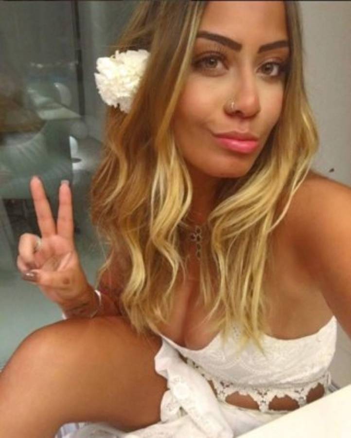 Las fotos sexis de la hermana de Neymar que alborota instagram