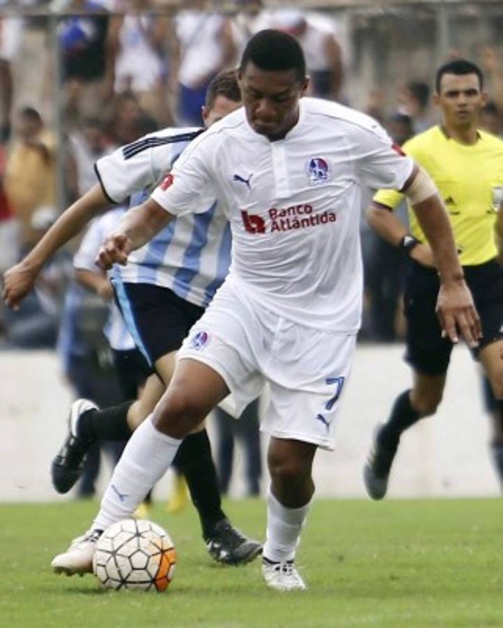 El sorpresivo once con el que Olimpia enfrentará el domingo a Real España