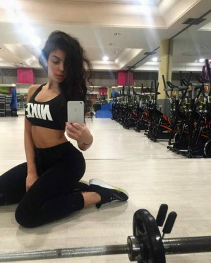 Las fotos privadas que la novia de Cristiano no quería que vieras