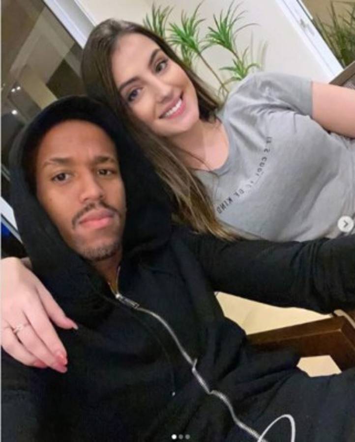 La estrella del Real Madrid que cambió de novia: Sale con una chica que acaba de cumplir 18