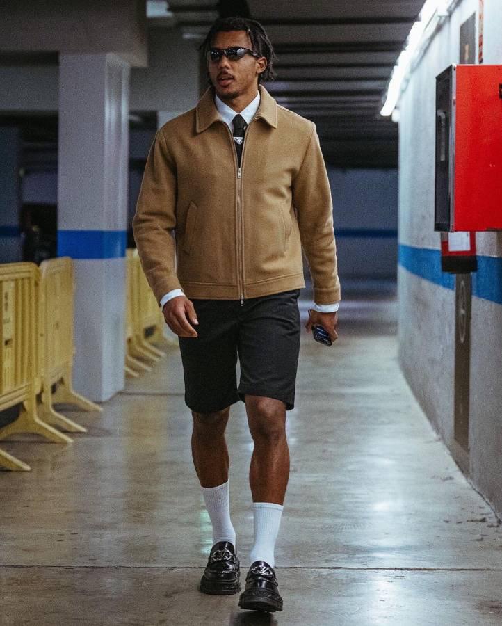 Koundé vuelve a sorprender con su look más extravagante: el defensor del Barcelona agitó las redes sociales