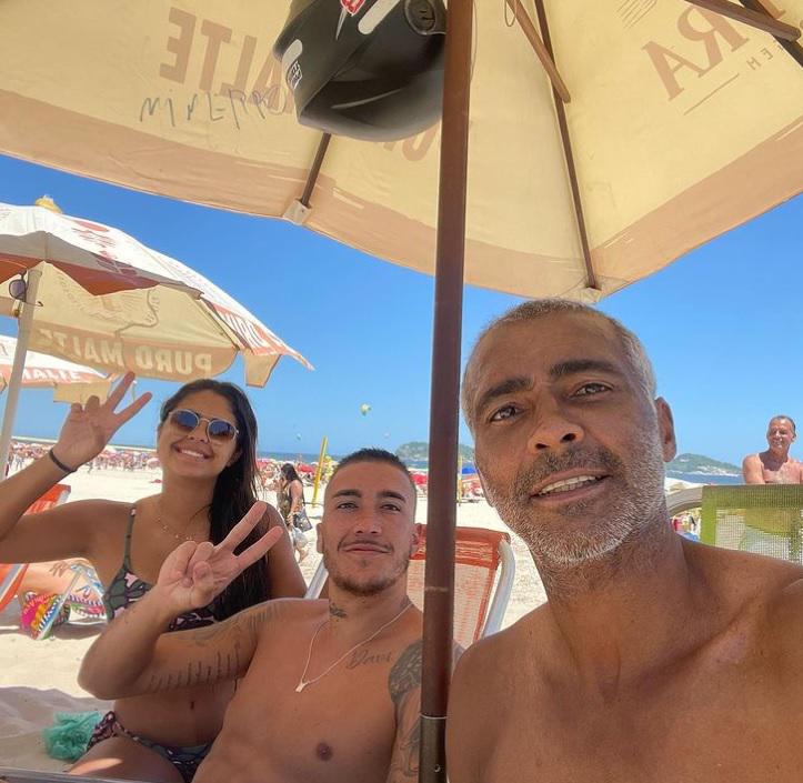 Puros lujos: Critican la millonaria vida del senador Romario en medio de la crisis y hambre en Brasil