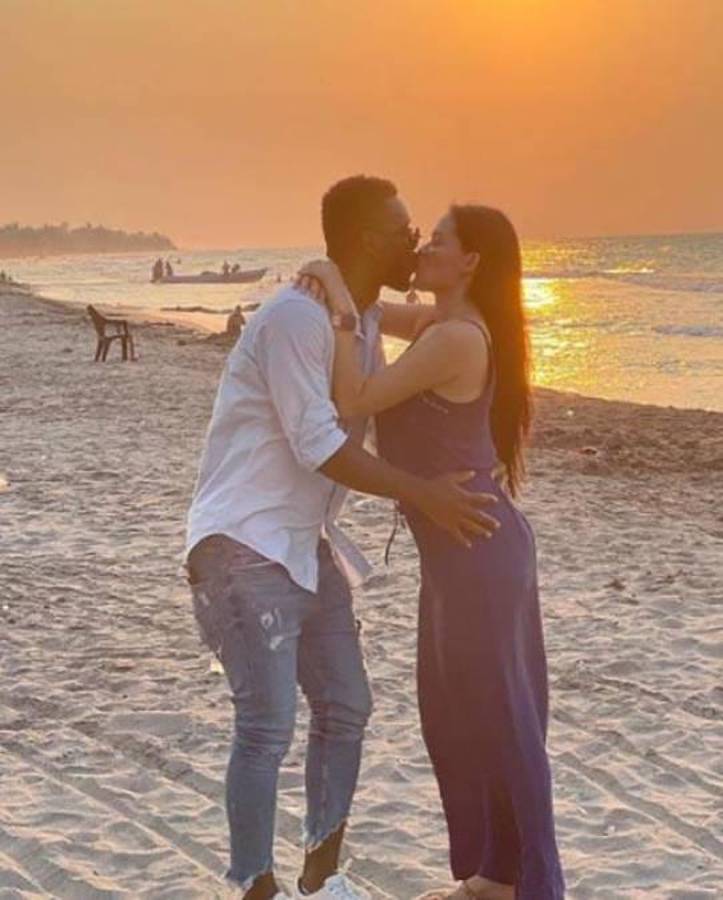 Goleador hondureño se jura amor eterno con licenciada salvadoreña en romántica boda en Puerto Cortés