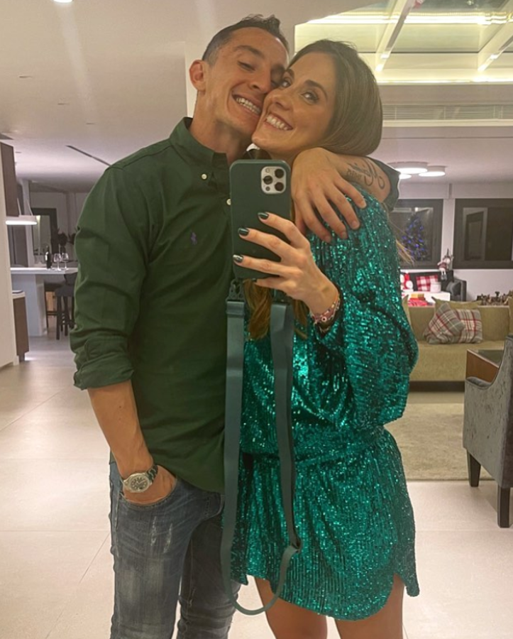 Las amenazas de muerte que recibió la esposa de Andrés Guardado por el polémico gesto del mexicano en España