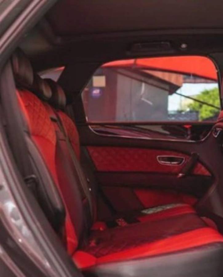 Gignac pone a la venta su Bentley: cuánto está pidiendo por la lujosa máquina y tiene su firma en el tablero