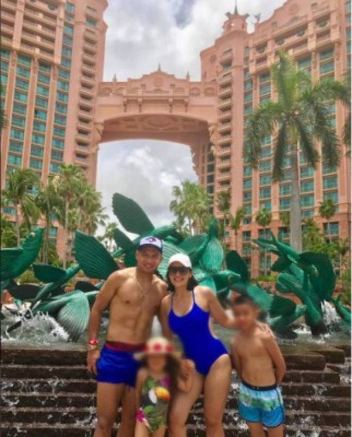 Así disfrutan las vacaciones los cracks ¡Vaya carita la de Messi!