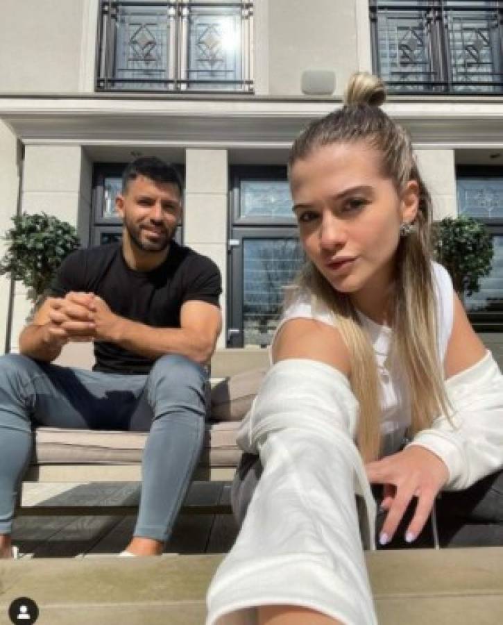 Así es Sofía Calzetti, la explosiva novia del 'Kun' Agüero que ahora le va al Barcelona