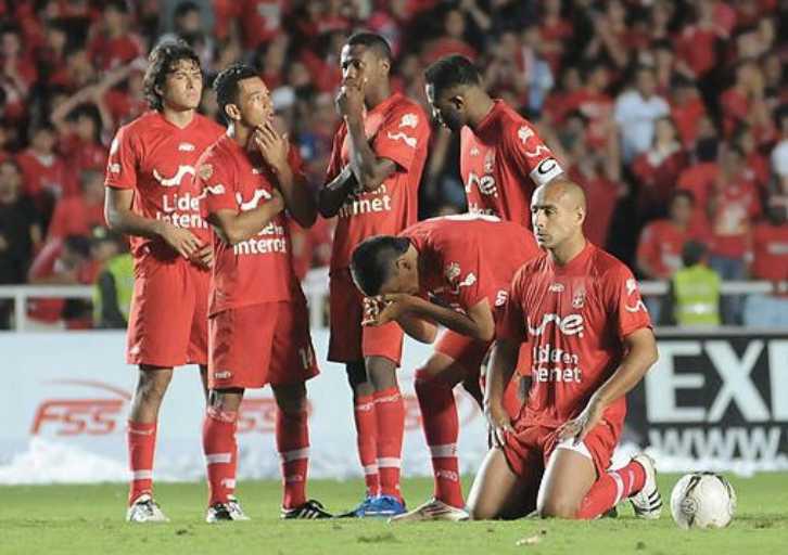 Santos de Brasil jugará en Segunda: ¡15 clubes históricos que sufrieron el infierno del descenso!