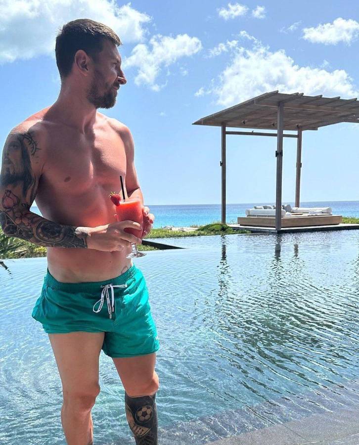 Qué tiene Messi en las rodillas y Antonela deslumbra: Así son las vacaciones de Leo antes de unirse al Inter de Miami
